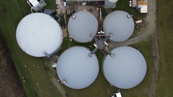Les avantages et les inconvénients du nucléaire : Tout ce que vous devez savoir